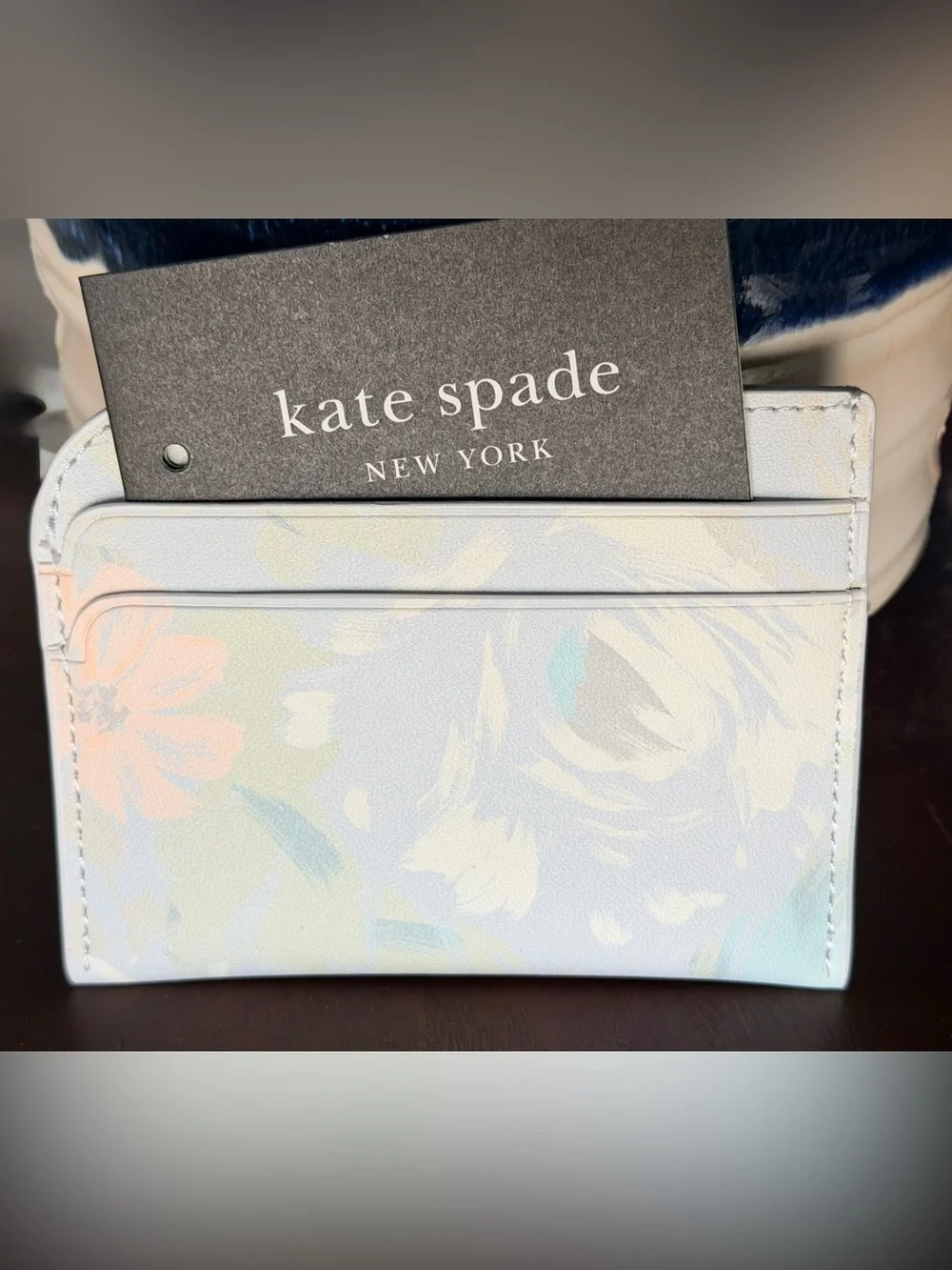 kate spade NWT Devin Hidden Garden